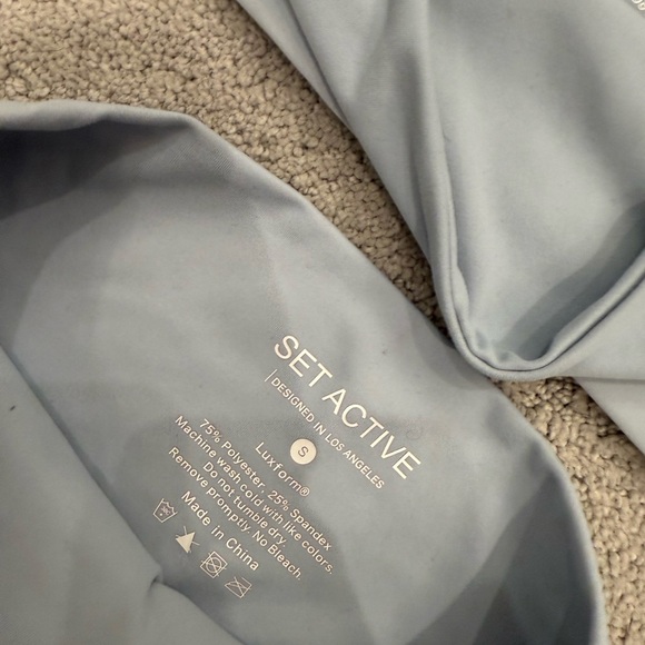 Set Active Set - Picture 5 of 6